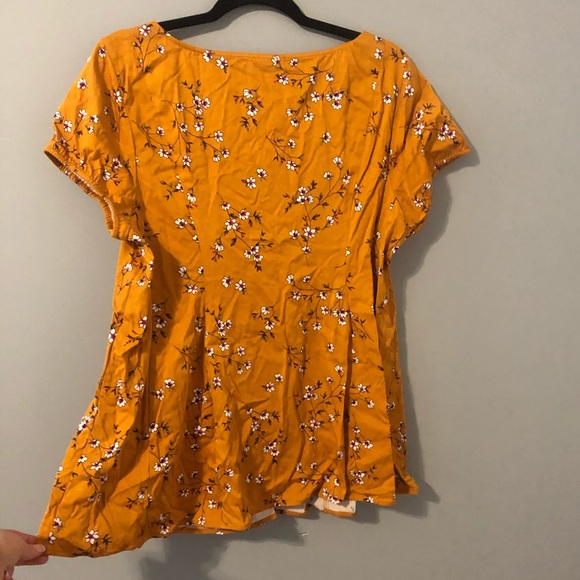 Torrid Blouse - Picture 6 of 8